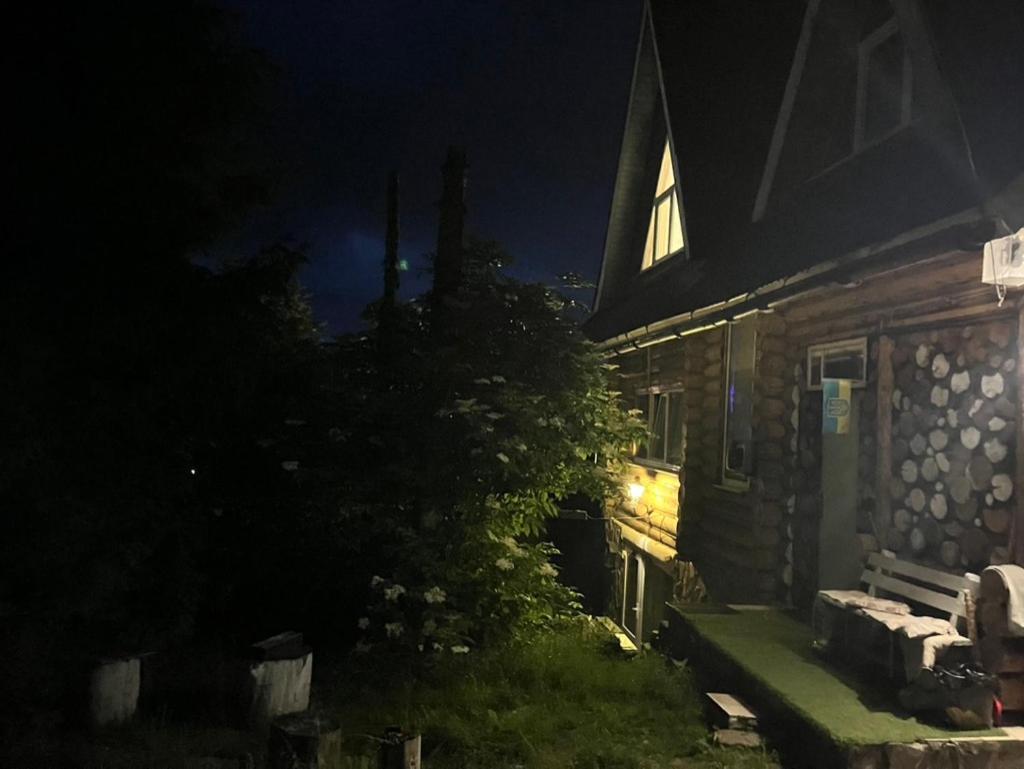 Hotel Piatkovskiy Pilipets Bagian luar foto